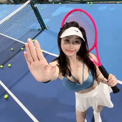 曹娜